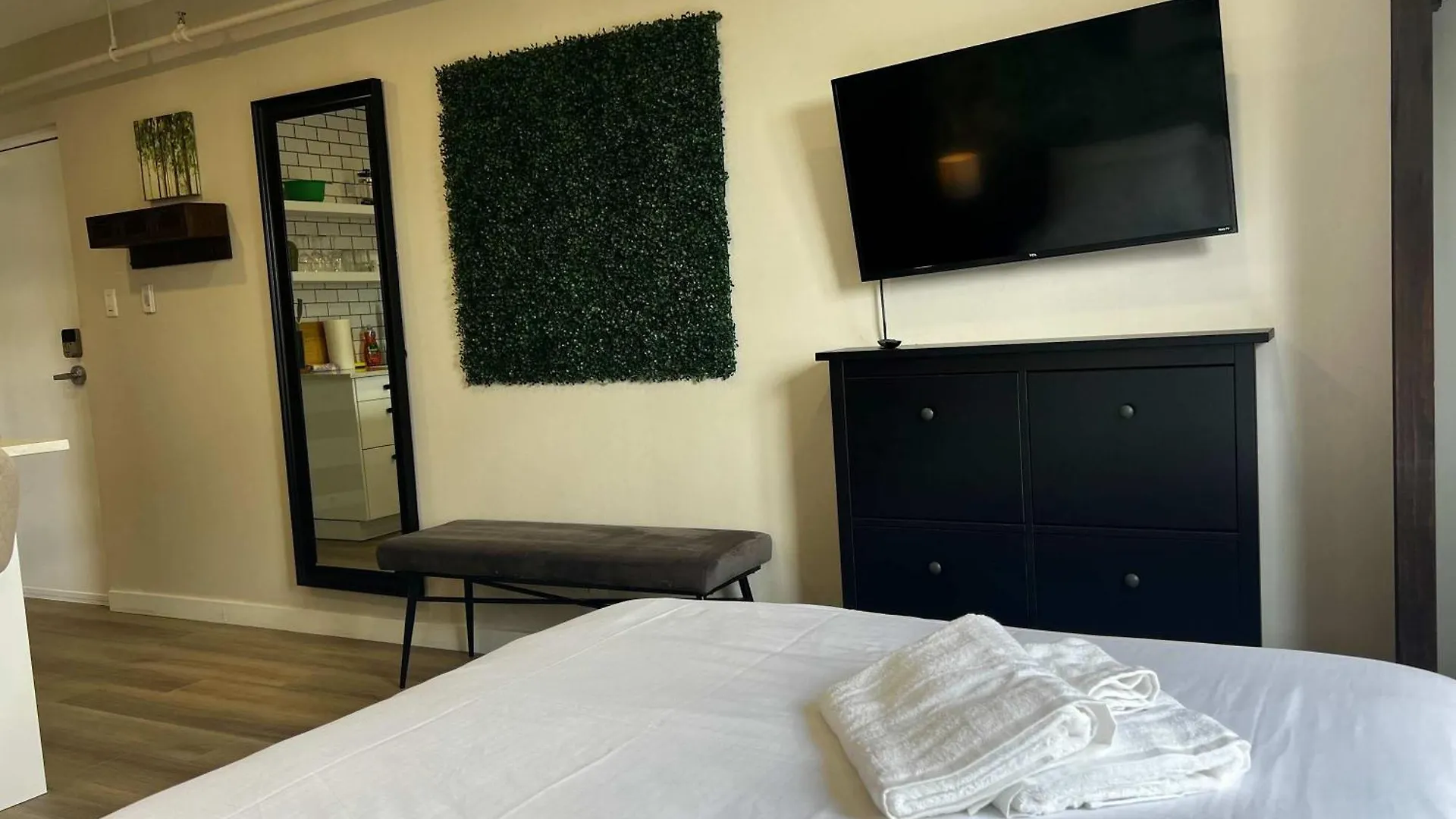 Green Room Calm Studio Stunning Downtown Views, Unit 8 Halifax Apartamento